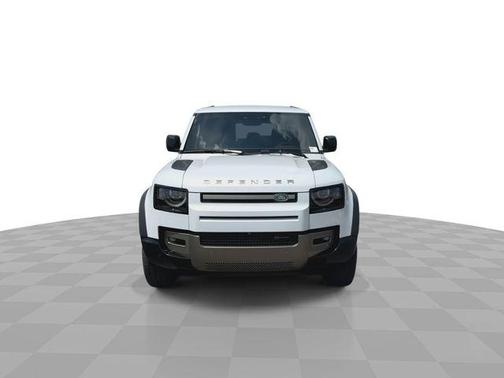 Yulong White 2023 Land Rover Defender 110 X-Dynamic SE