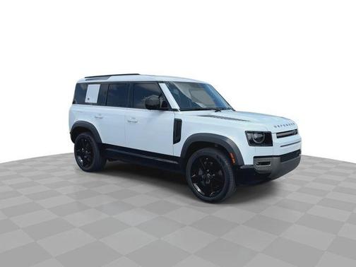 Yulong White 2023 Land Rover Defender 110 X-Dynamic SE