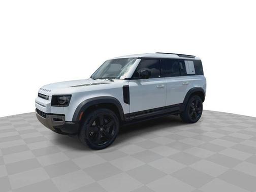 Yulong White 2023 Land Rover Defender 110 X-Dynamic SE