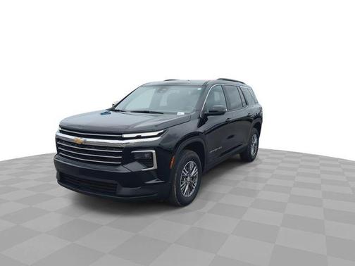 Mosaic Black Metallic 2025 Chevrolet Traverse LT