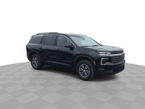 Mosaic Black Metallic 2025 Chevrolet Traverse LT