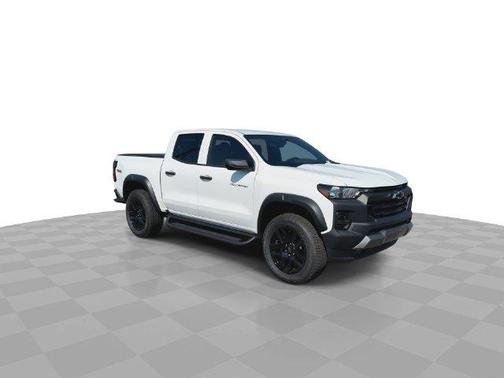 Summit White 2025 Chevrolet Colorado Trail Boss