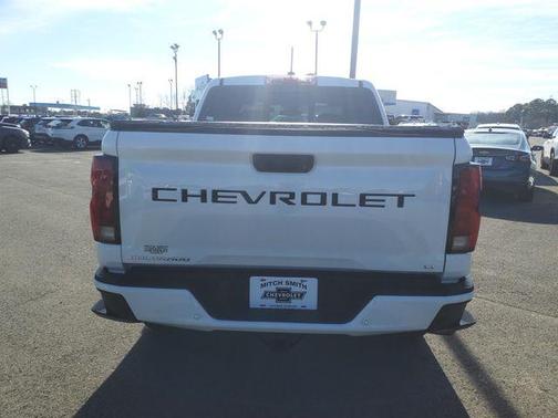 2024 Chevrolet Colorado LT