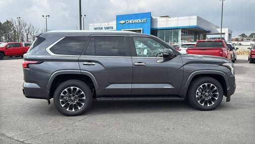 2026 Toyota Sequoia SR5