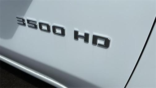 2026 Chevrolet Silverado 3500 WT