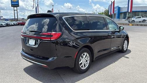2024 Chrysler Pacifica Touring-L