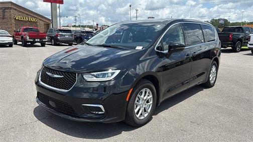 2024 Chrysler Pacifica Touring-L