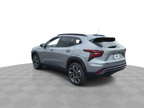 Sterling Gray Metallic 2026 Chevrolet Trax 2RS