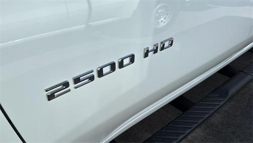 2026 Chevrolet Silverado 2500 Custom