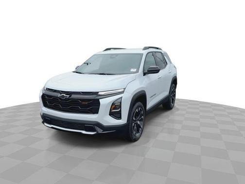 Polar White 2026 Chevrolet Equinox RS