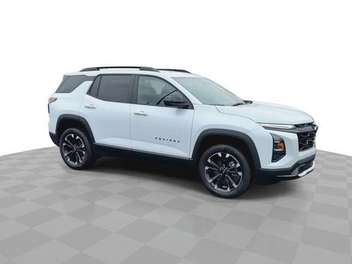 Polar White 2026 Chevrolet Equinox RS