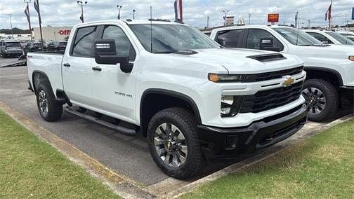 2026 Chevrolet Silverado 2500 Custom