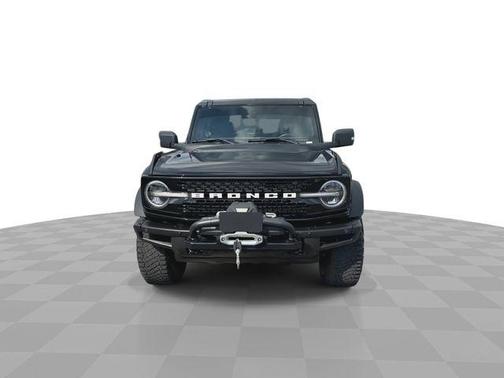 Shadow Black 2023 Ford Bronco Wildtrak