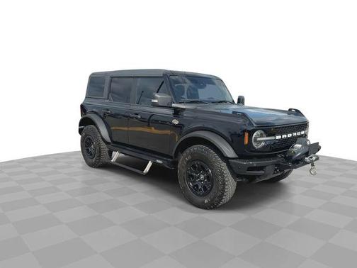 Shadow Black 2023 Ford Bronco Wildtrak