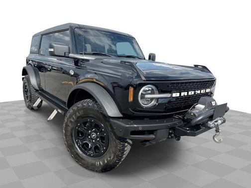 Shadow Black 2023 Ford Bronco Wildtrak