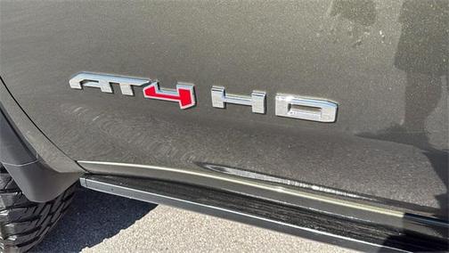 2023 GMC Sierra 2500 AT4