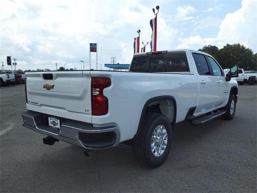 2025 Chevrolet Silverado 3500 LT