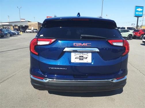 2023 GMC Terrain SLT