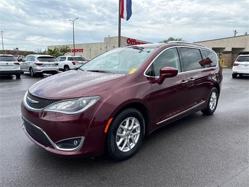 2020 Chrysler Pacifica Touring-L