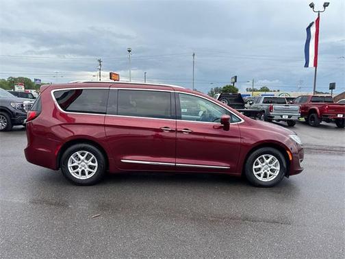 2020 Chrysler Pacifica Touring-L