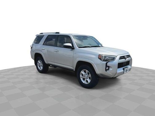 Classic Silver Metallic 2024 Toyota 4Runner SR5