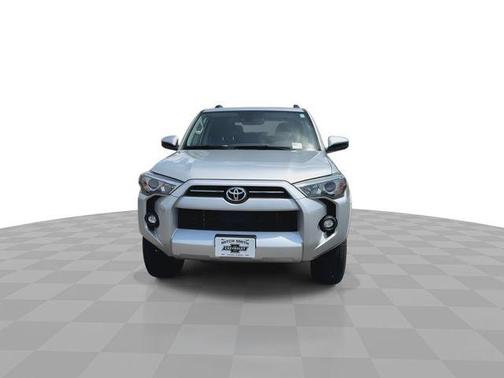 Classic Silver Metallic 2024 Toyota 4Runner SR5