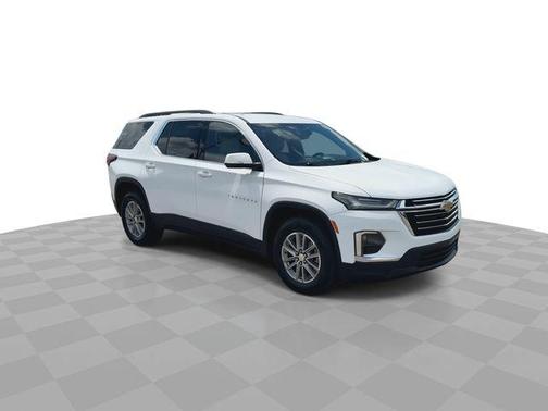 Summit White 2023 Chevrolet Traverse LT Cloth