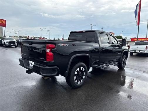 2023 Chevrolet Silverado 2500 Custom