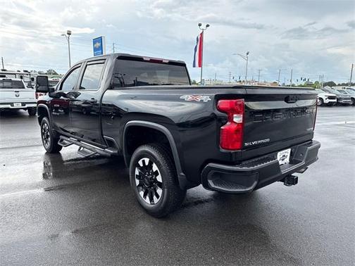 2023 Chevrolet Silverado 2500 Custom