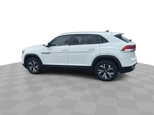 Pure White 2025 Volkswagen Atlas Cross Sport 2.0T SE
