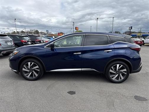2023 Nissan Murano SL