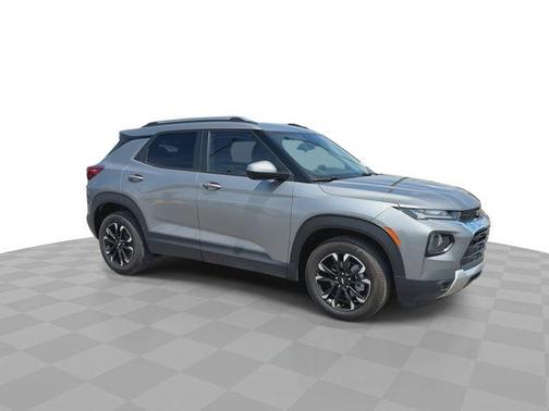 Sterling Gray Metallic 2023 Chevrolet Trailblazer LT