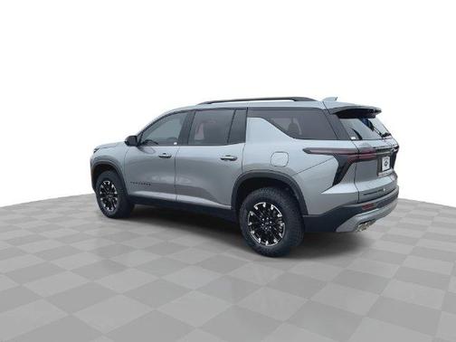 Sterling Gray Metallic 2026 Chevrolet Traverse Z71