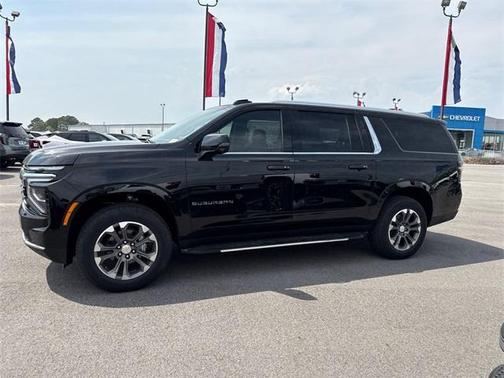 2025 Chevrolet Suburban LT