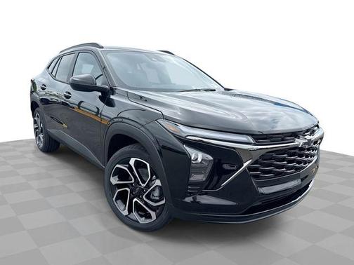 Mosaic Black Metallic 2026 Chevrolet Trax 2RS