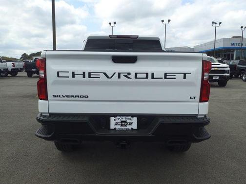 Summit White 2026 Chevrolet Silverado 1500 LT Trail Boss