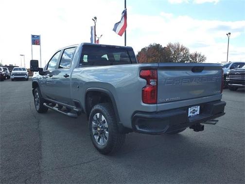 2026 Chevrolet Silverado 2500 Custom