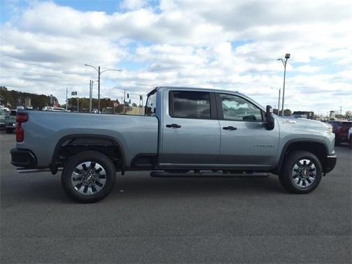 2026 Chevrolet Silverado 2500 Custom