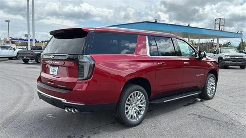 2025 Chevrolet Suburban Premier
