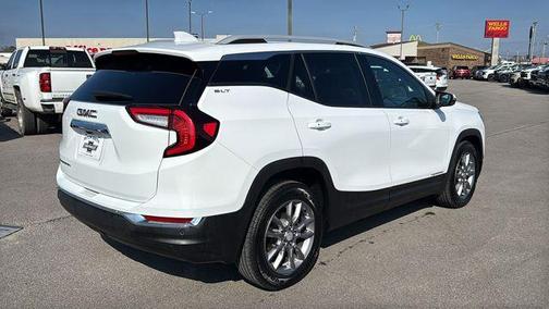 2023 GMC Terrain SLT