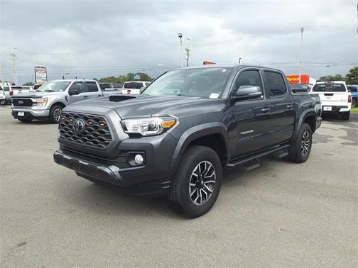 2022 Toyota Tacoma SR