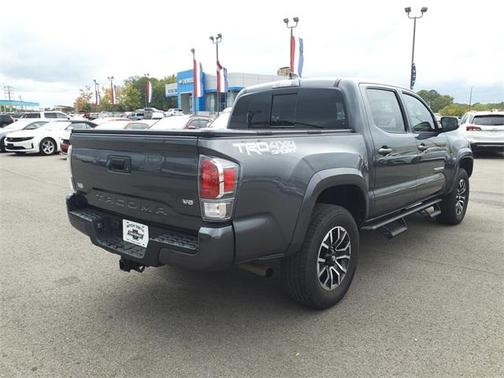 2022 Toyota Tacoma SR