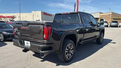 2021 GMC Sierra 2500 AT4