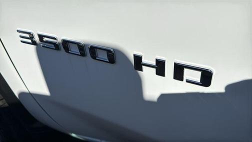 Summit White 2026 Chevrolet Silverado 3500 WT