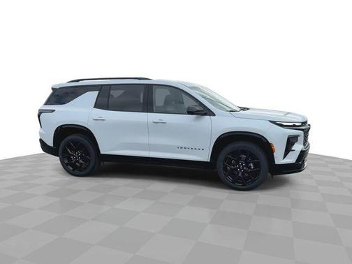 Polar White 2026 Chevrolet Traverse RS