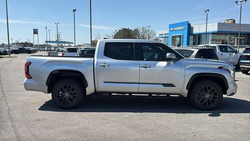 2023 Toyota Tundra Hybrid Platinum