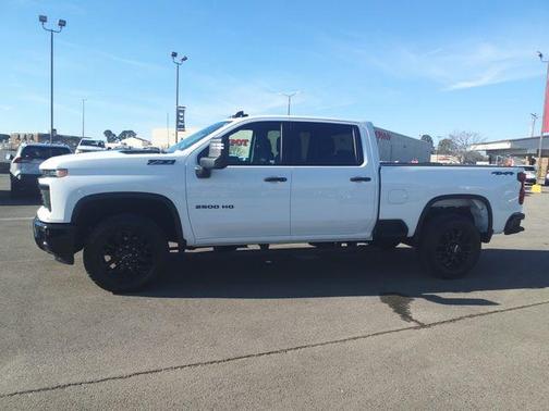 2025 Chevrolet Silverado 2500 Custom