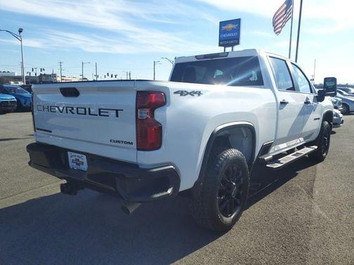 2025 Chevrolet Silverado 2500 Custom