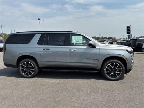 2025 Chevrolet Suburban RST