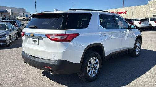 2021 Chevrolet Traverse LT Cloth